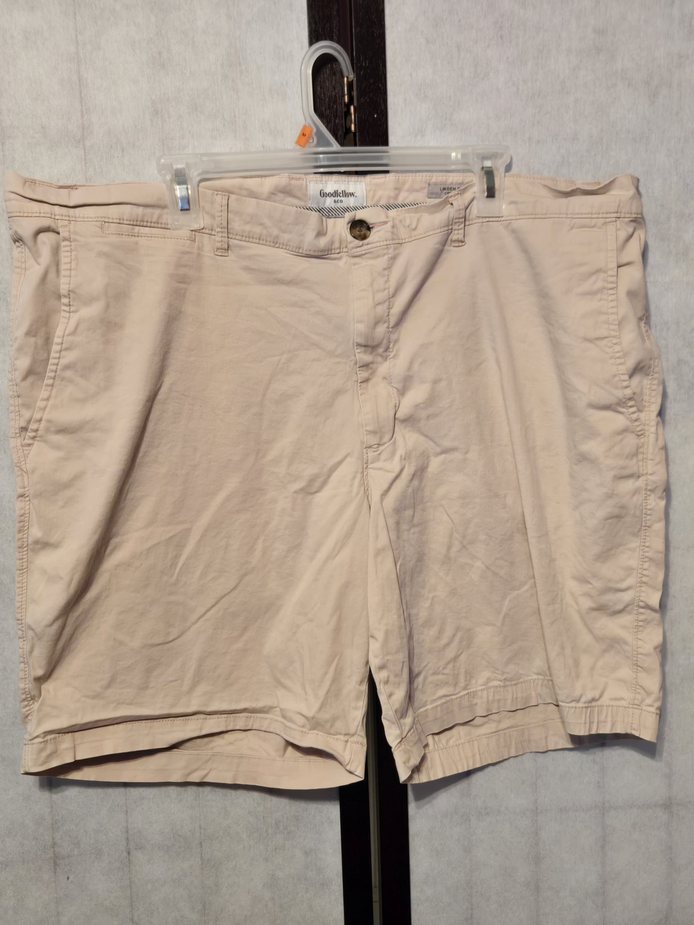 Goodfellow & Co Men's Flat Front Chino Shorts - Light Tan